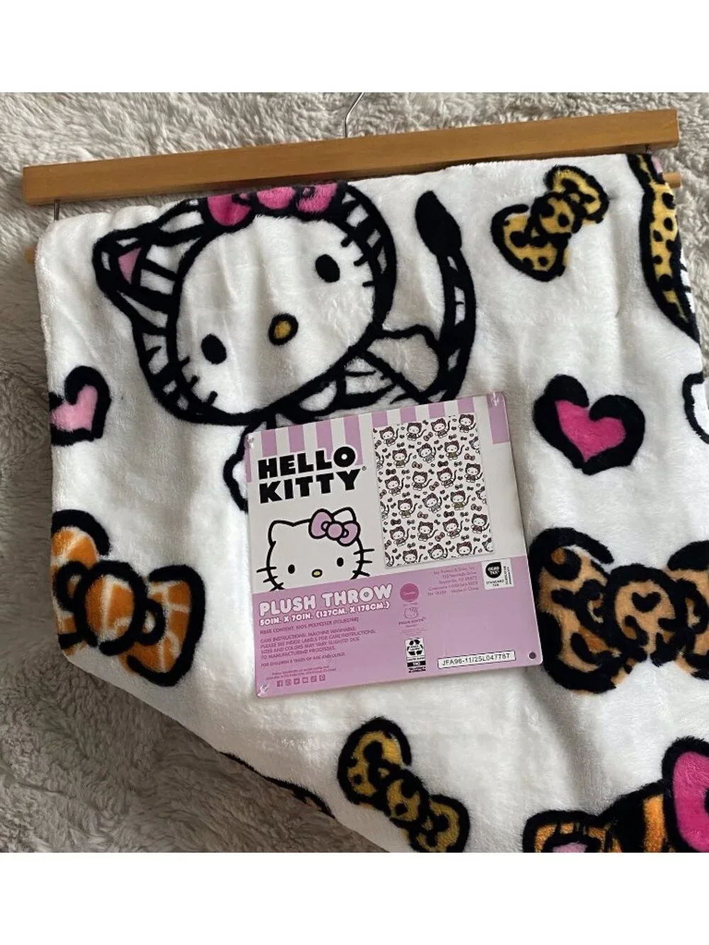 Hello Kitty Animal Print Soft Throw Blanket 50” X 70” Tiger Zebra Cheetah NEW